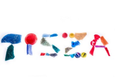 /hulladéktorlódás a Kiskörei Vízerőműnél – 2017.április 17. (Fotó: Cseh Ildikó) /hulladéktorlódás a Kiskörei Vízerőműnél – 2017.április 17. (Fotó: Cseh Ildikó)